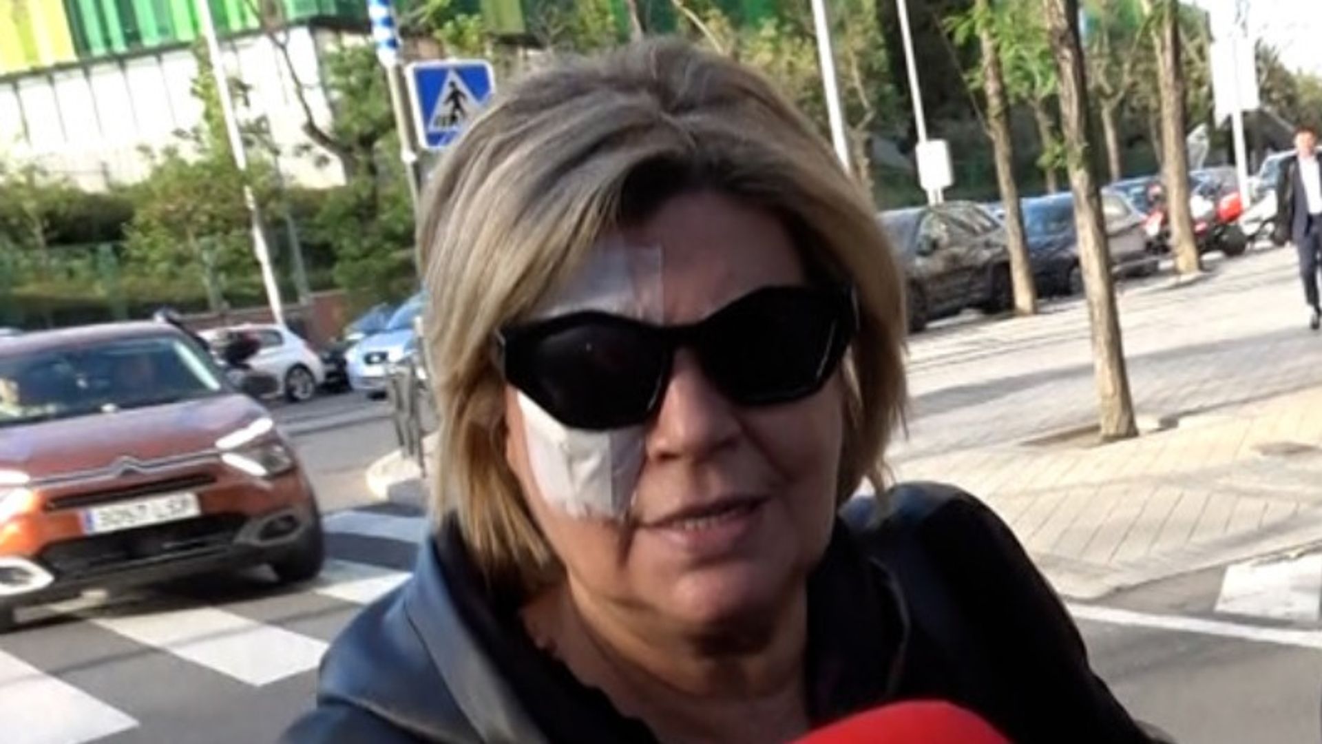 Terelu Campos reaparece tras su intervención quirúrgica junto a su hermana Carmen Borrego: "Gracias a Dios"