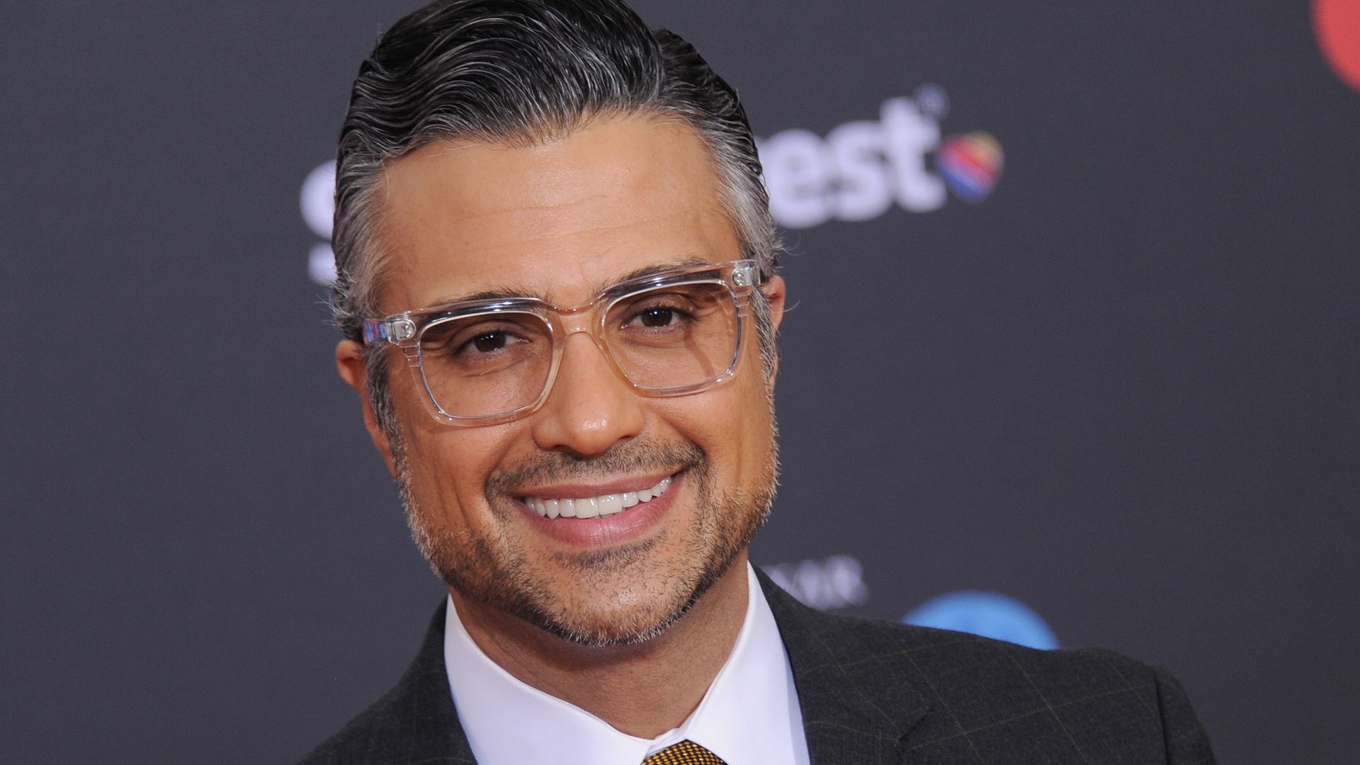Jaime Camil revela los difíciles episodios que marcaron su infancia por la situación en casa con sus padres 