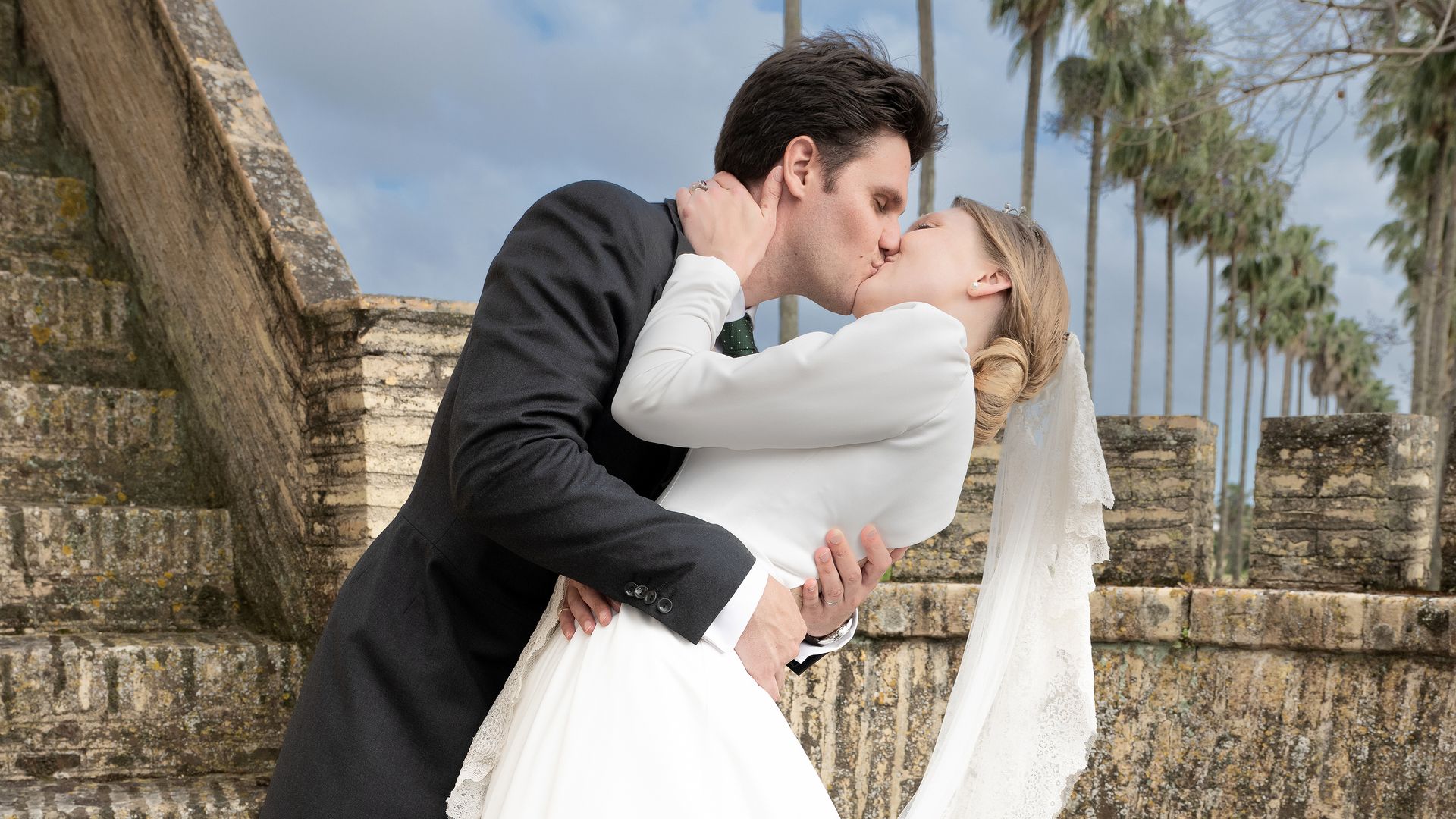 Hablamos con el Príncipe Alonso Orleans-Borbón tras su boda con Charlotte de Liedekerke en Sanlúcar de Barrameda