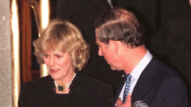 Carlos y Camilla el 28 de enero de 1999 cuando se dejaron fotografiar juntos por primera vez 