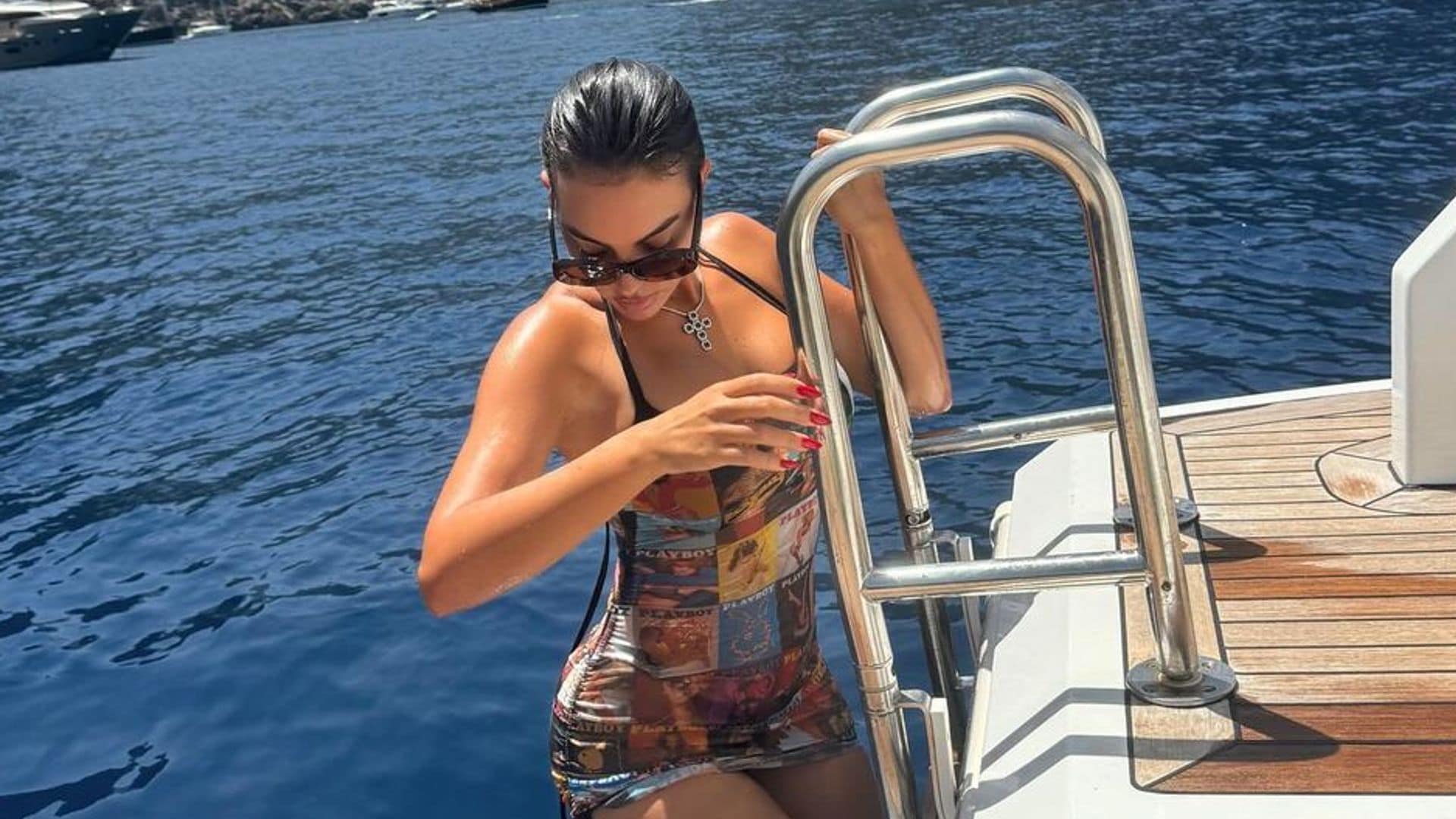 Georgina y Cristiano, vacaciones para dos en Mallorca: de sus exuberantes posados a sus paseos en  tabla eléctrica por alta mar