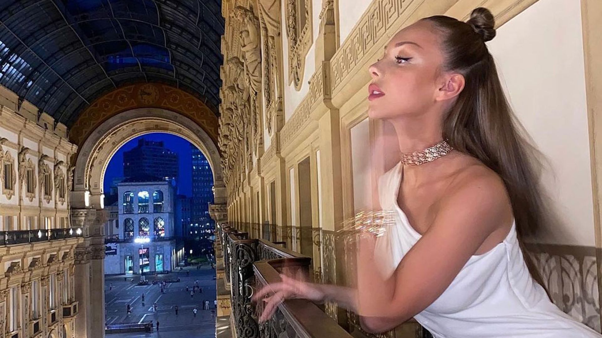 Italia se rinde a Ester Expósito: ‘Me encanta esta chica’