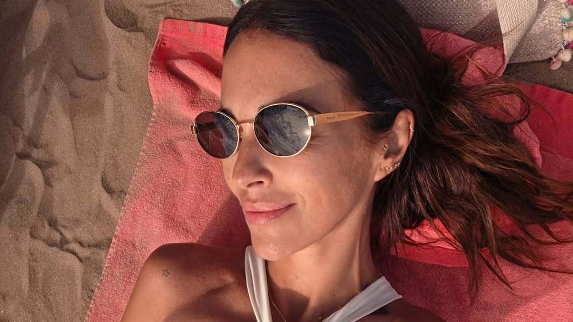 Paula Echevarría tiene el bañador blanco moldeador y español del verano
