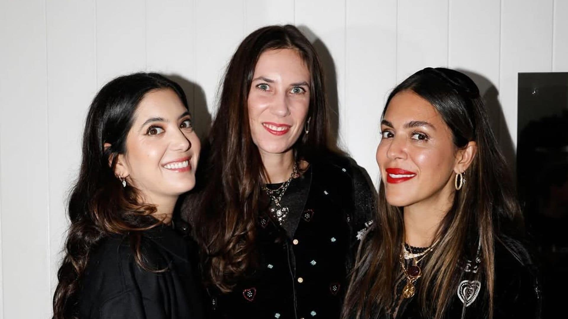 Tatiana Santo Domingo junto a su socia Dana y su amiga Noor Fares, en un evento privado celebrado en Londres