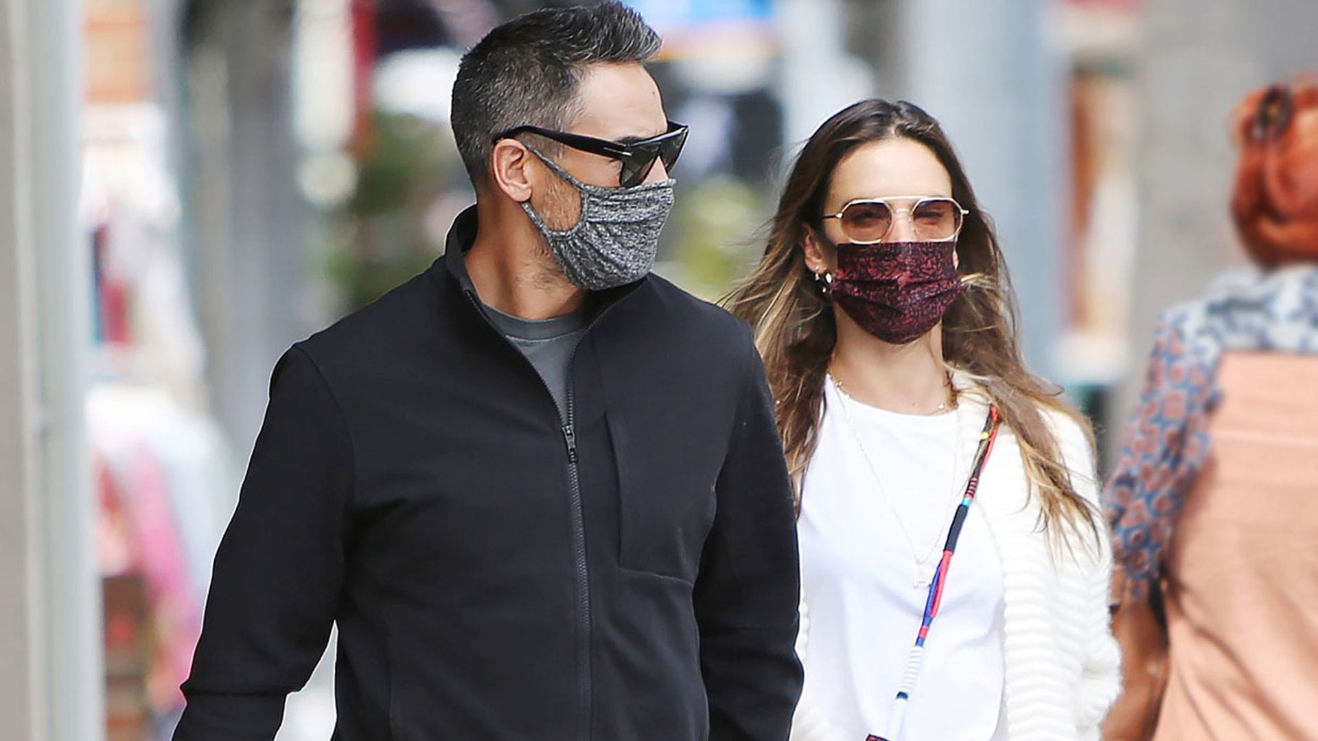 El romántico paseo de Alessandra Ambrosio y su novio, el modelo Richard Lee