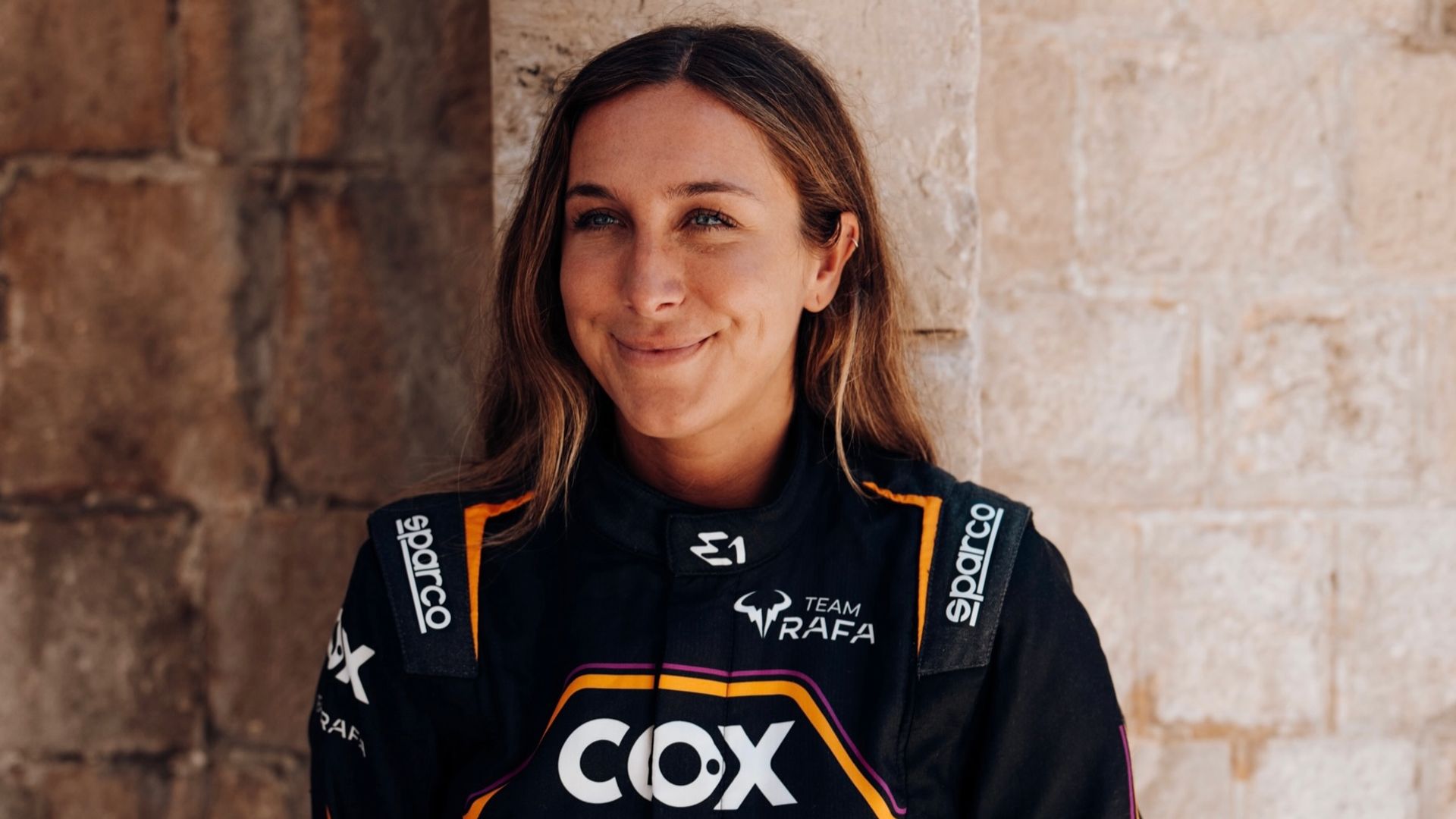 Cris Lazarraga se muestra sonriente en una fotografía