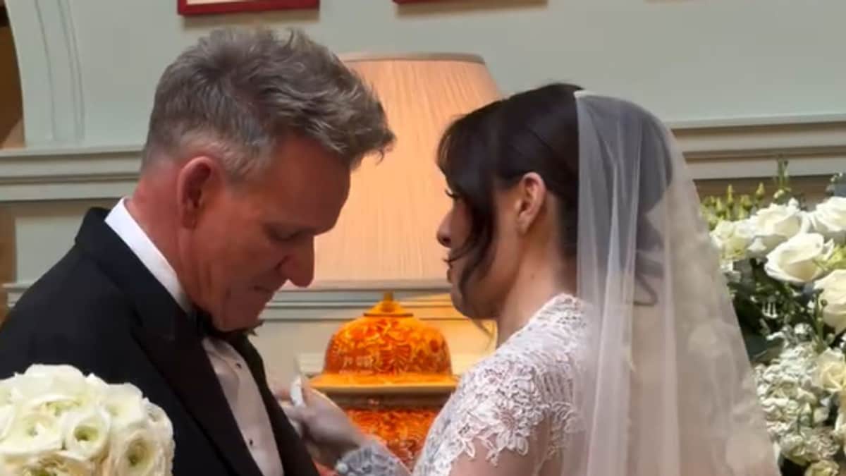 El momento más íntimo de la boda de la hija de Gordon Ramsay sale a la luz: así reaccionó el chef al ver a su hija vestida de novia