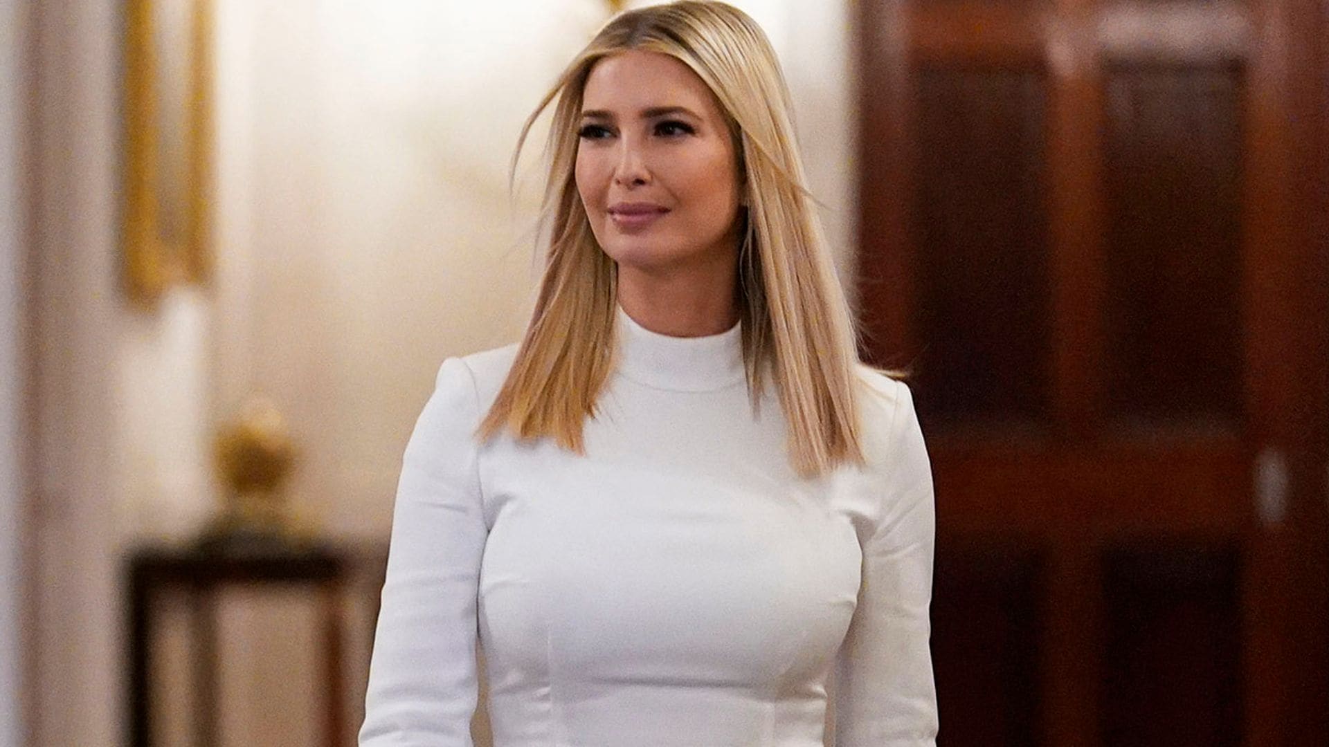 ¡Lo ha vuelto a hacer! Ivanka Trump sorprende a sus fans con su vestido 'midi'