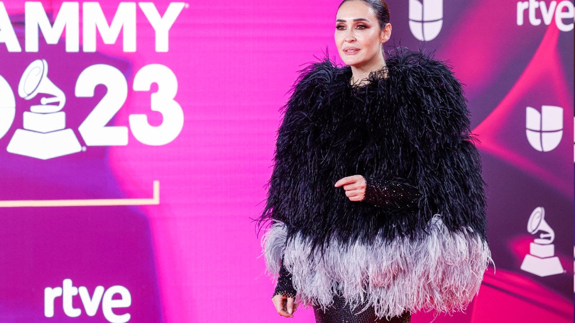 La inesperada conexión entre los looks de Vicky Martín Berrocal y Milena Smit