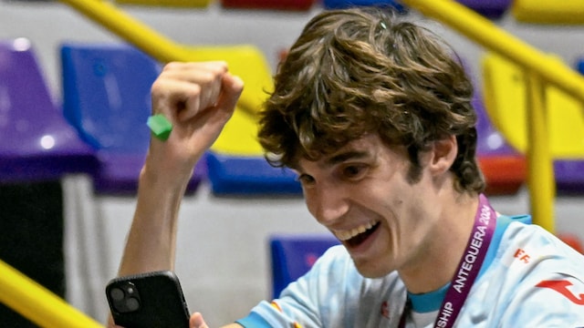 Pablo Urdangarin celebrando la victoria