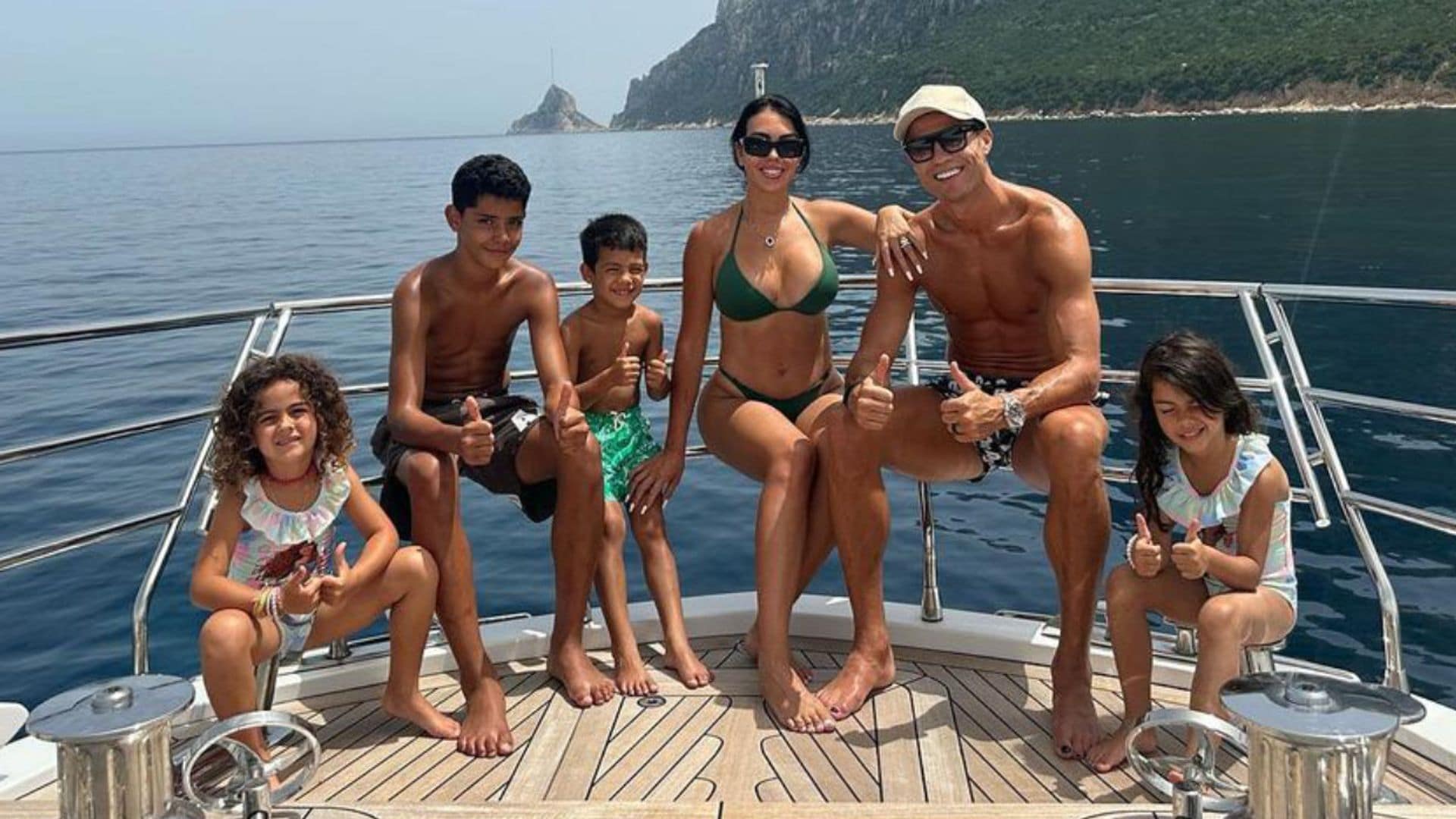 Cristiano y Georgina, de vacaciones familiares: no te pierdas el emocionante reencuentro del futbolista con sus hijos