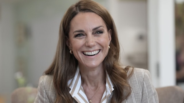 Kate Middleton con blazer de rayas