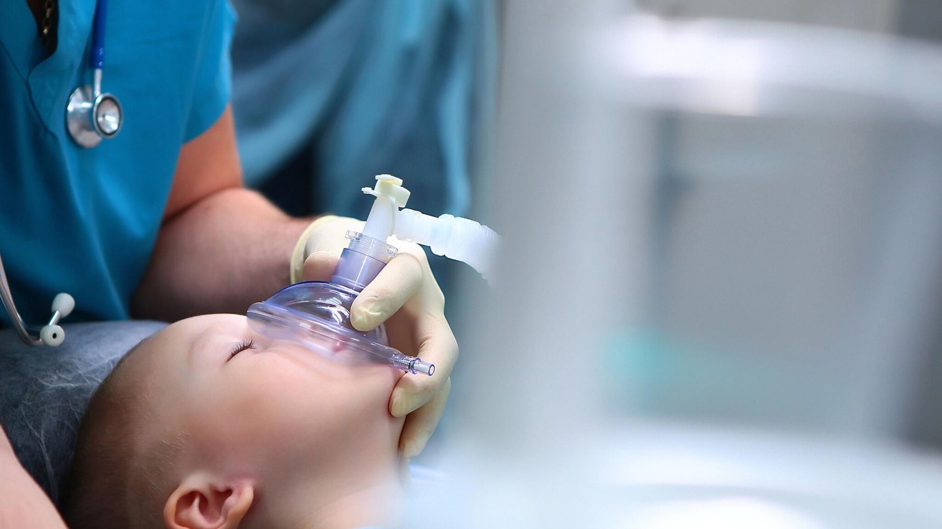 La anestesia en niños ¿tiene más riesgo que en adultos?