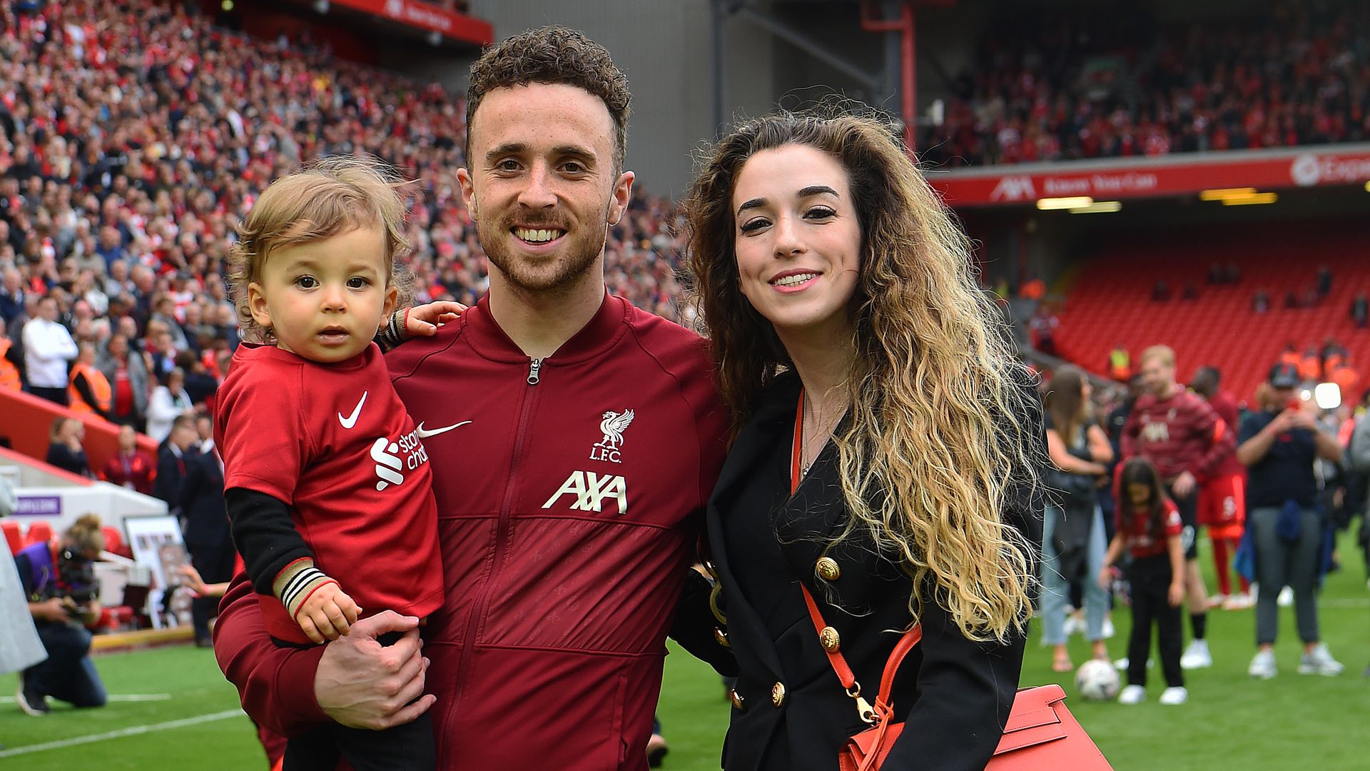 La viuda del futbolista Diogo Jota, sumida en "un dolor indescriptible" tras la pérdida del padre de sus tres hijos