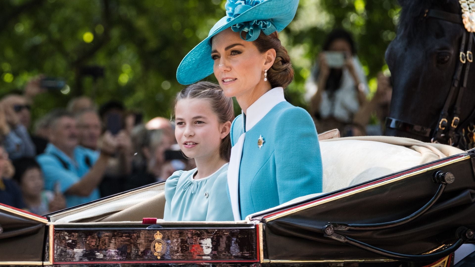 El gesto inconsciente que conecta a la princesa Charlotte con Diana de Gales