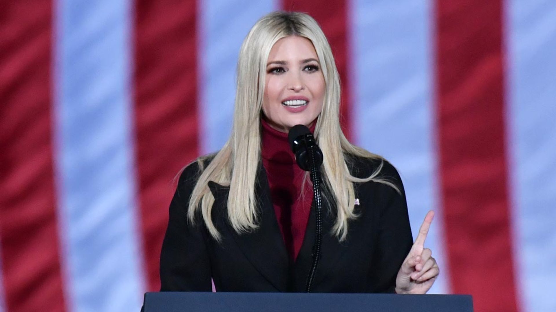 Ivanka Trump se despide de la Casa Blanca con un poderoso look y guiño a doña Letizia