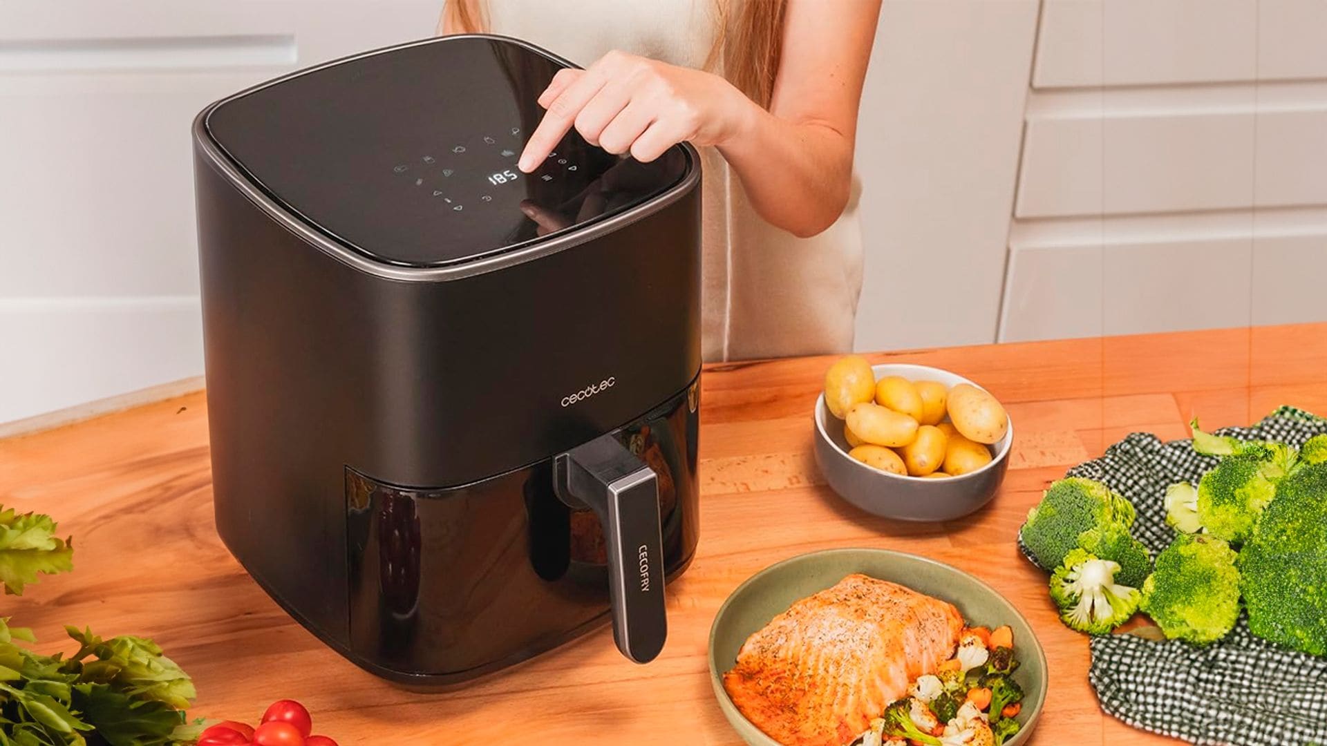 Esta freidora con miles de valoraciones tiene un 57 % de descuento por el Prime Day