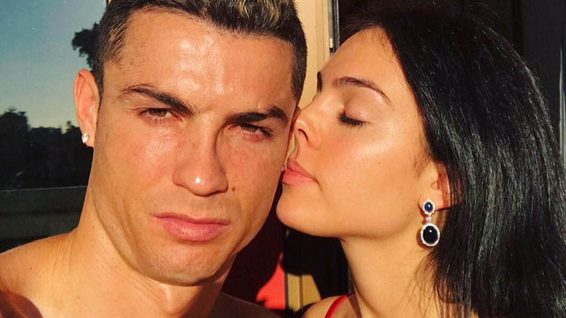 Masajes y cariño, Georgina Rodríguez y Cristiano Ronaldo cargan pilas tras un duro entrenamiento