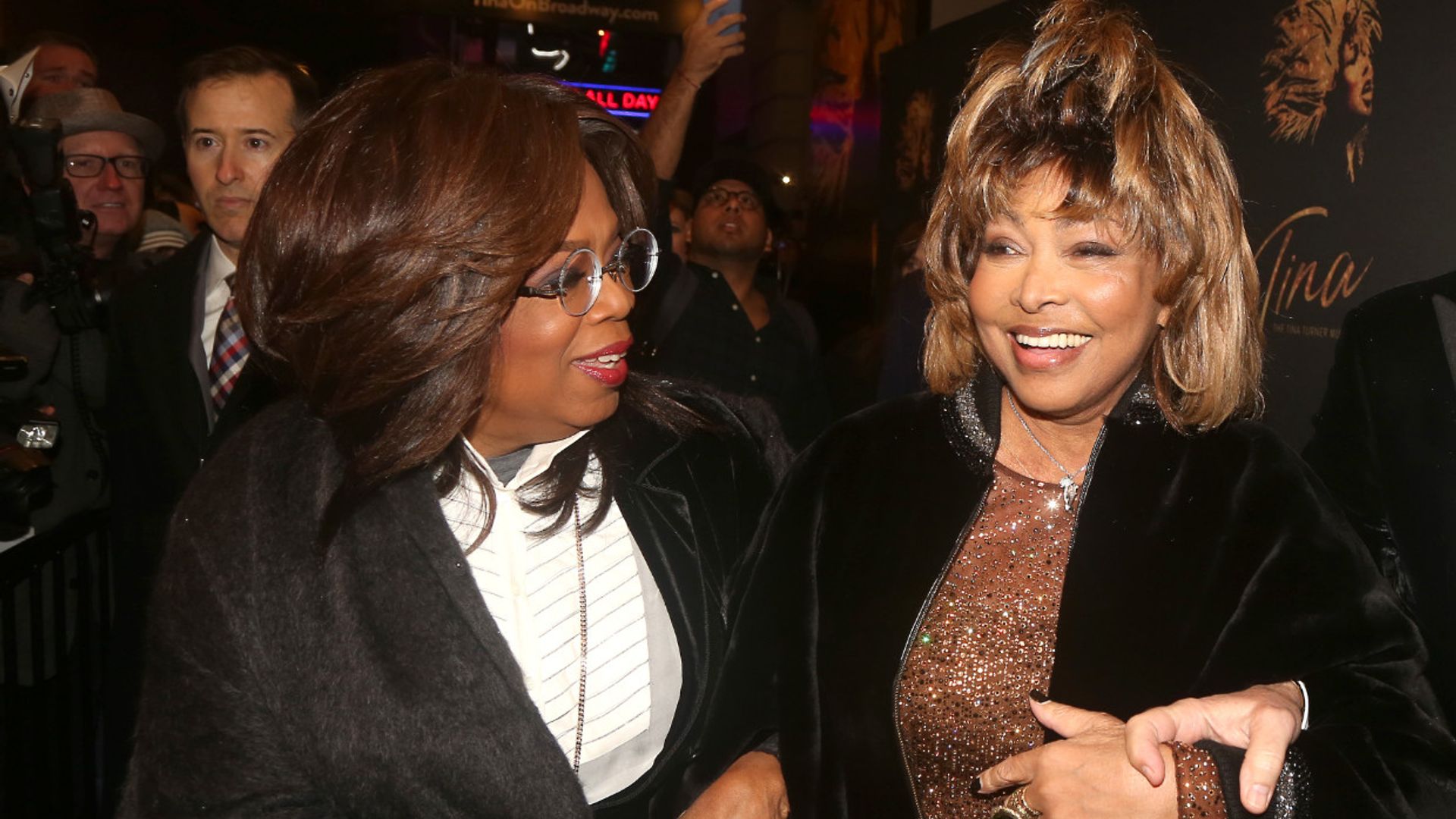Oprah Winfrey, desolada, reacciona así al enterarse del fallecimiento de su amiga Tina Turner