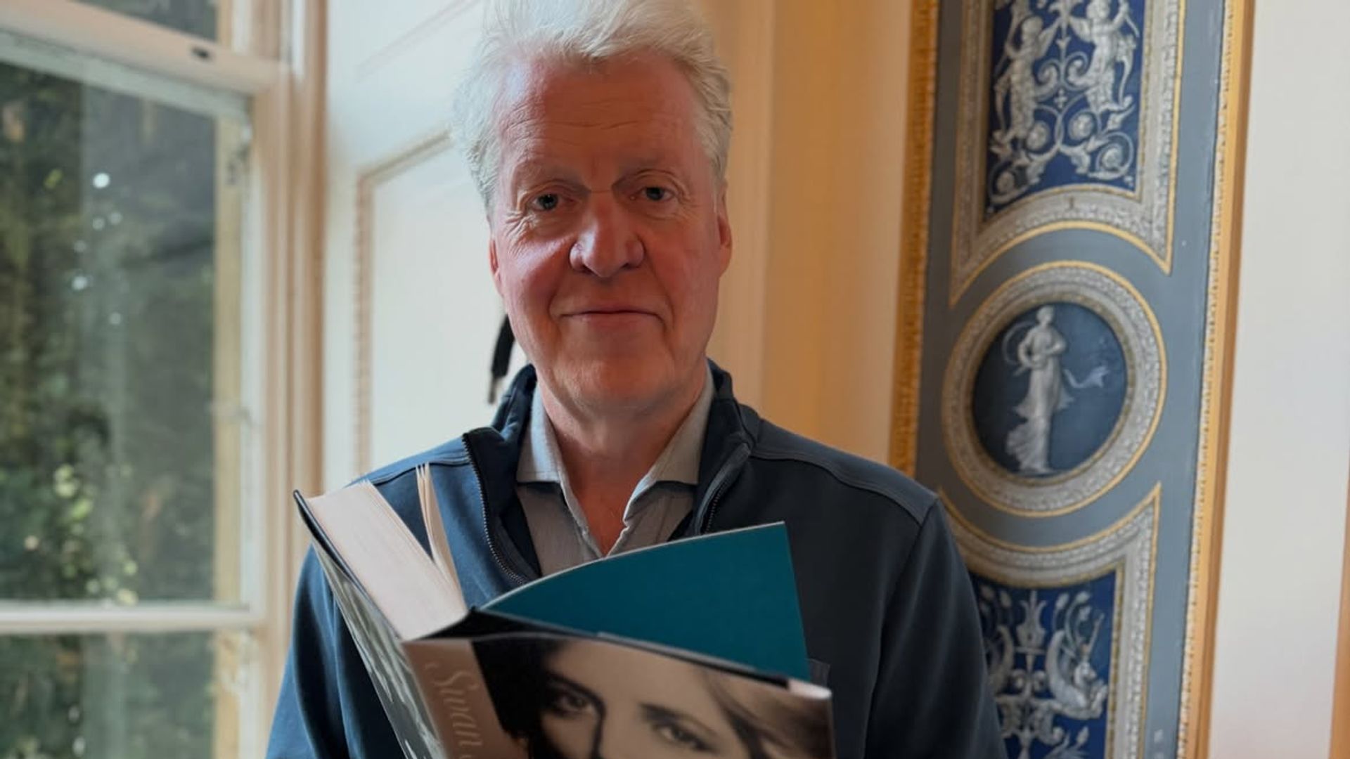 Charles Spencer ha escrito Swan Song: Diana, My Sister, unas memorias en las que rompe casi 30 años de silencio para contar su propia historia junto a la princesa Diana
