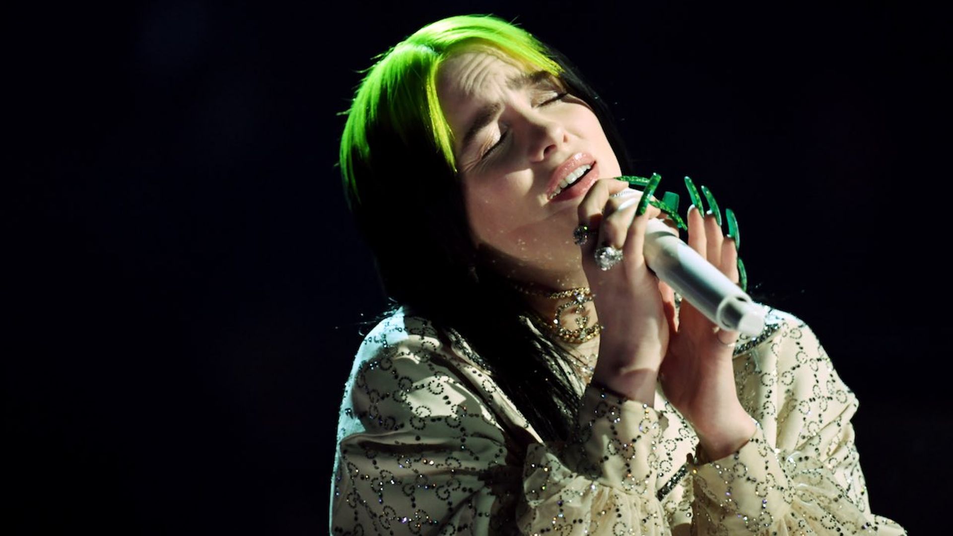 La transformación de Billie Eilish: de ídolo adolescente a estrella mundial de la mano de James Bond