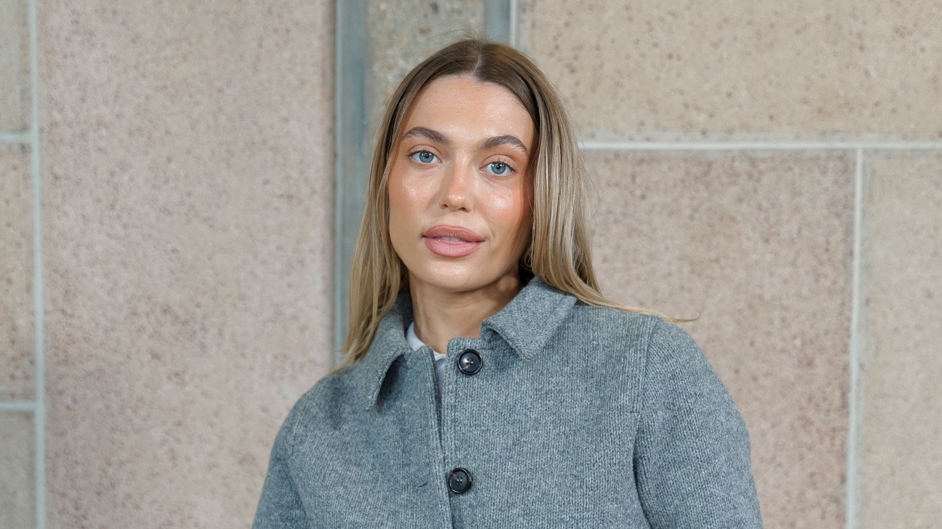 Héloïse Agostinelli, hija de Mathilde Favier