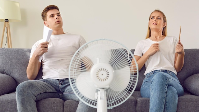 el calor podr a provocar infertilidad masculina hombre y mujer con un ventilador 