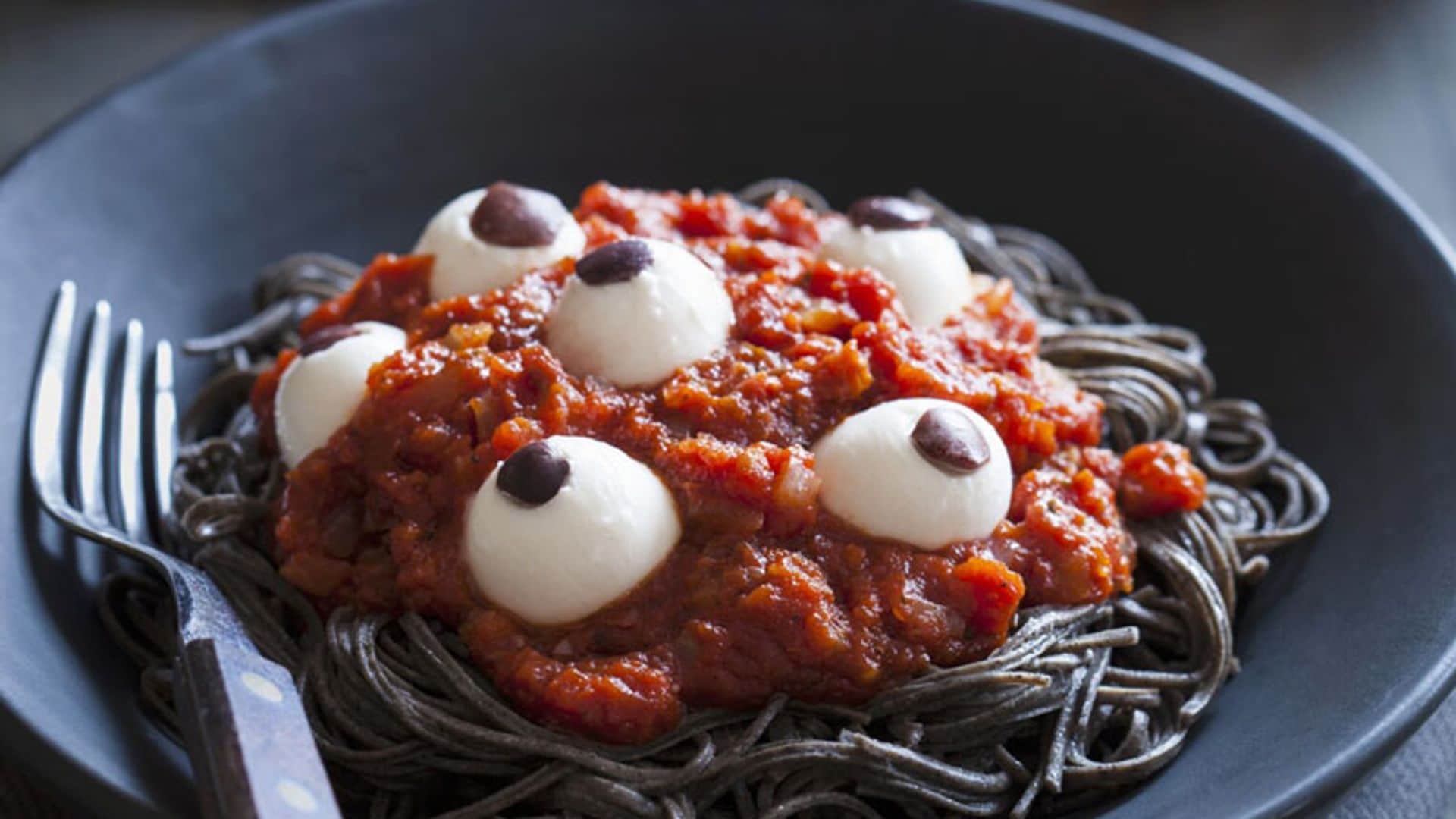 Pasta 'sangrienta' de 'Halloween'