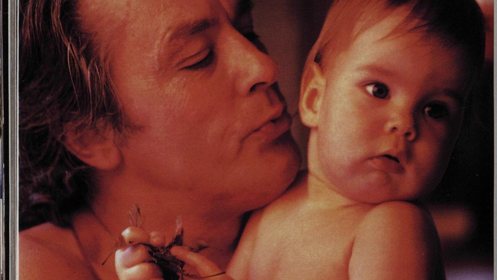 Alain Delon nos presenta a su hija Anouchka