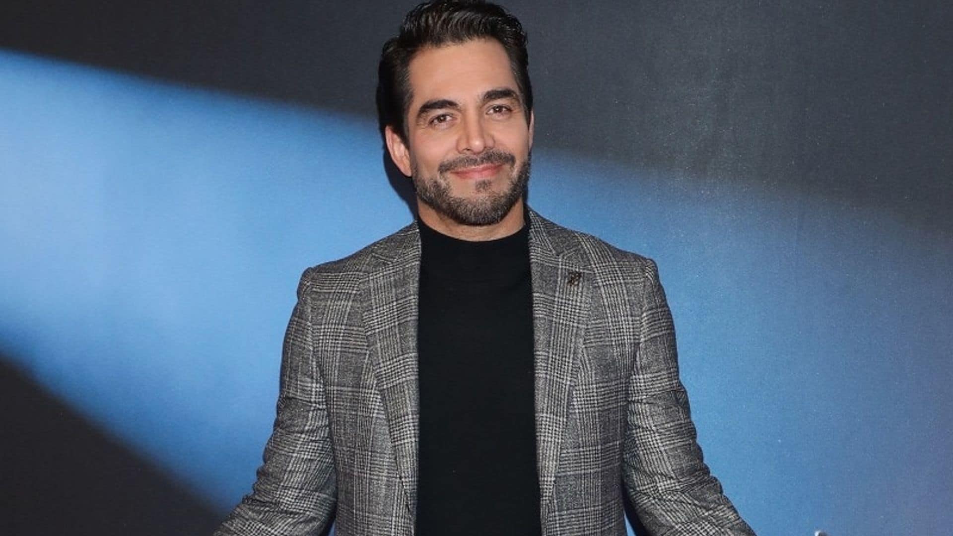 Omar Chaparro impacta con increíble cambio físico, ¿cómo le hizo?