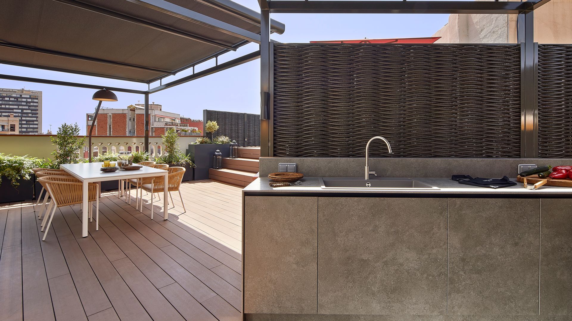 Terraza con toldos