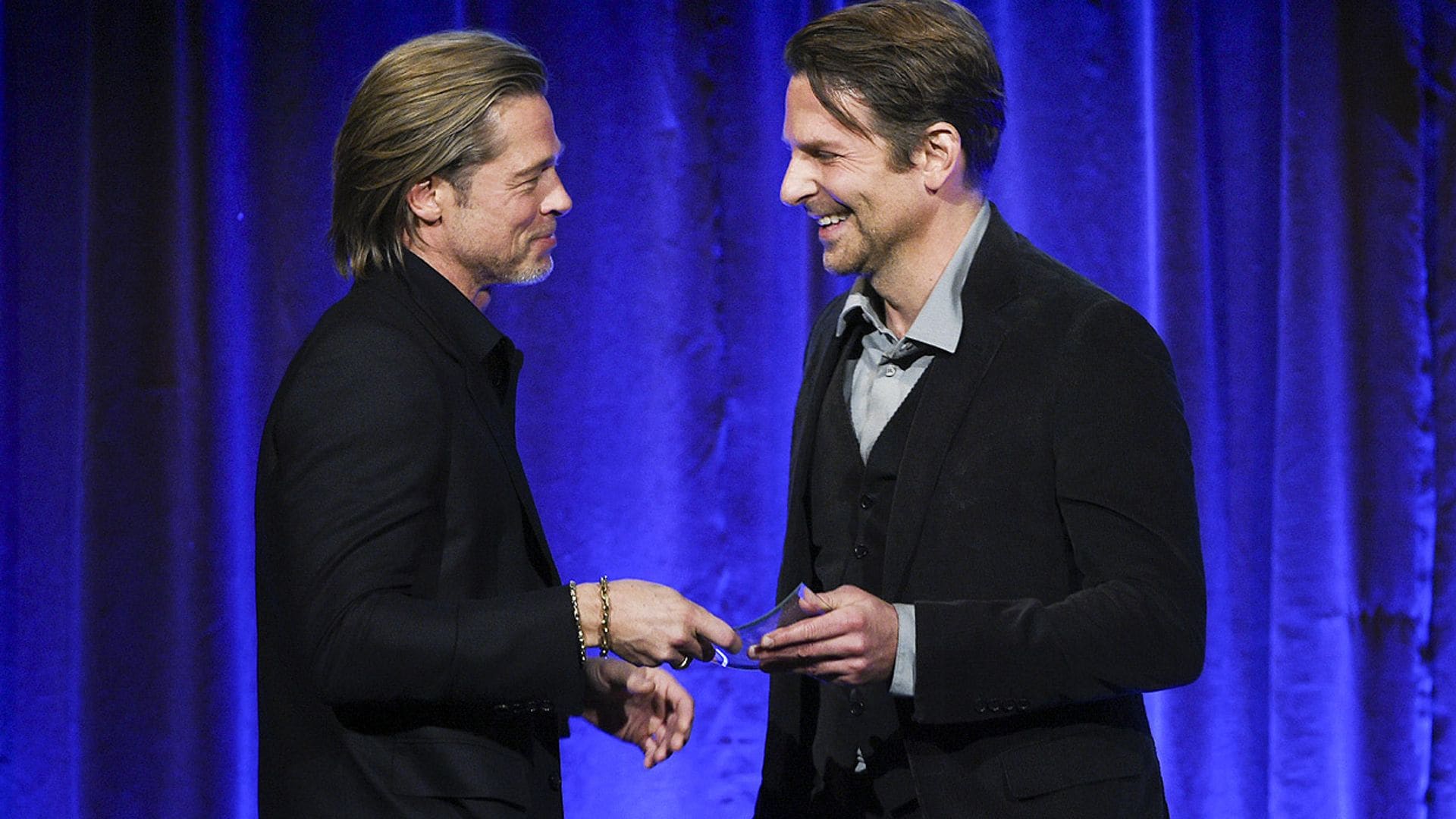 Brad Pitt agradece a Bradley Cooper la ayuda que le brindó para superar sus adicciones
