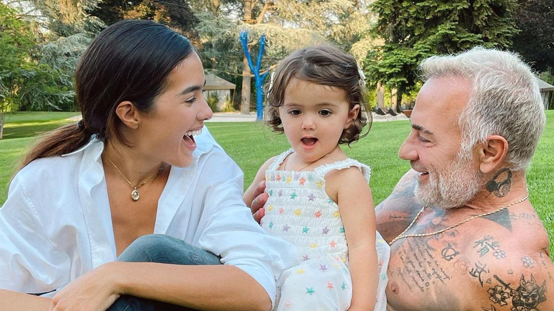 Blu Jerusalema saca su lado más artístico y redecora las paredes de casa junto a papá