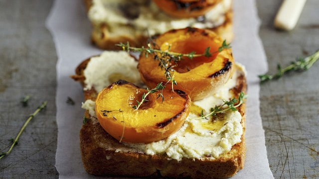 melocoton mascarpone age