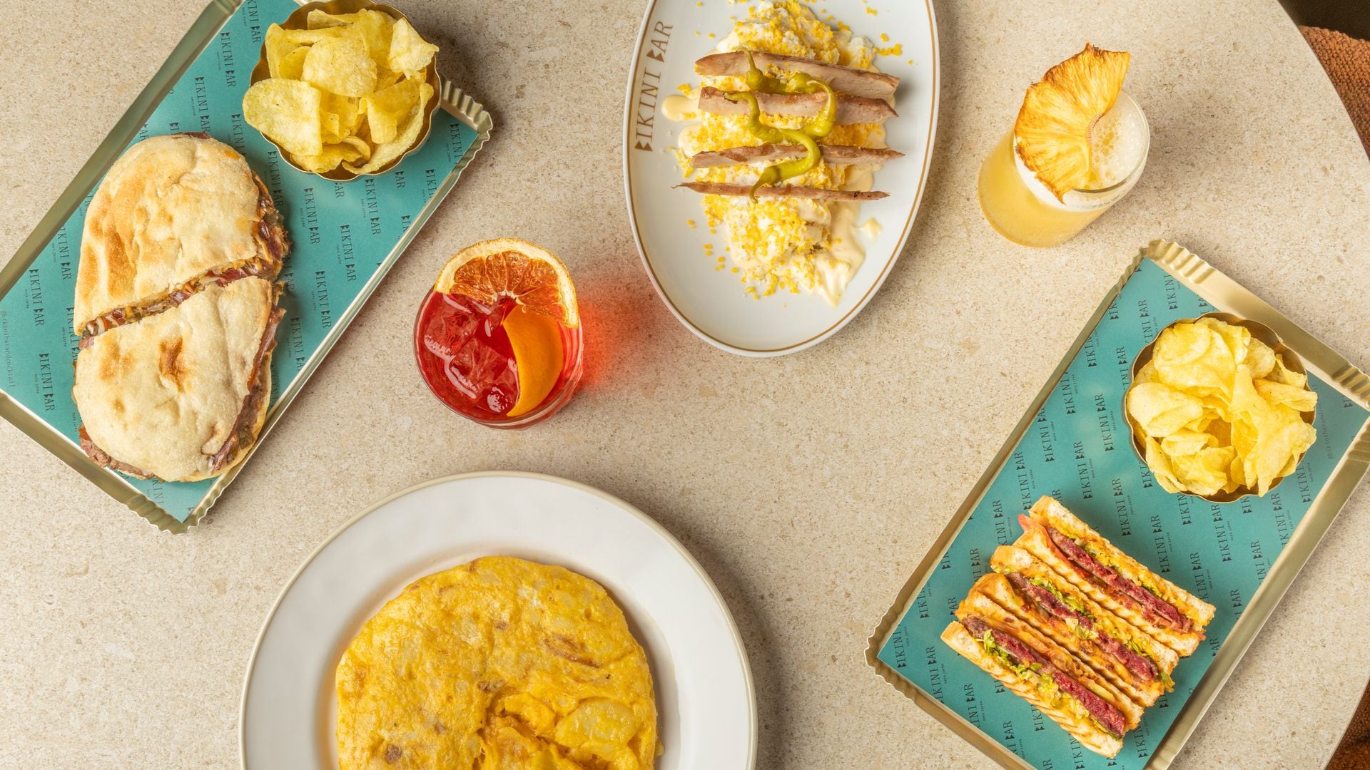 Bikini Bar, una experiencia informal, divertida y sin etiquetas