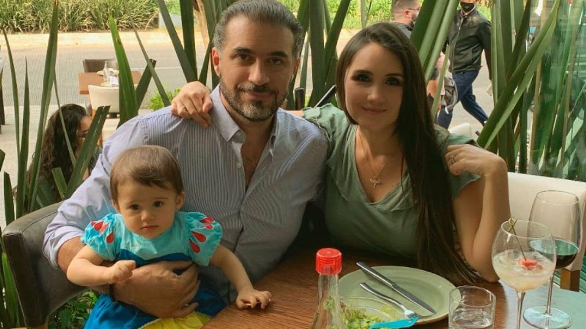 Más enamorados que nunca, Dulce María y Paco Álvarez, celebran dos años de feliz matrimonio