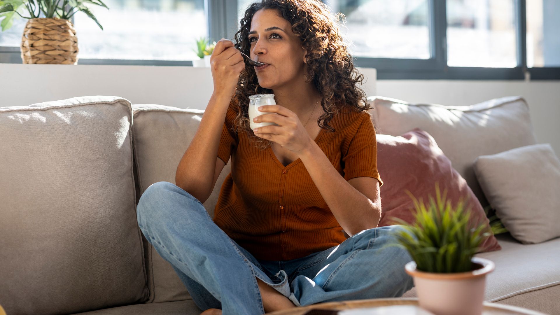 La verdad sobre el yogur para cuidar tu microbiota