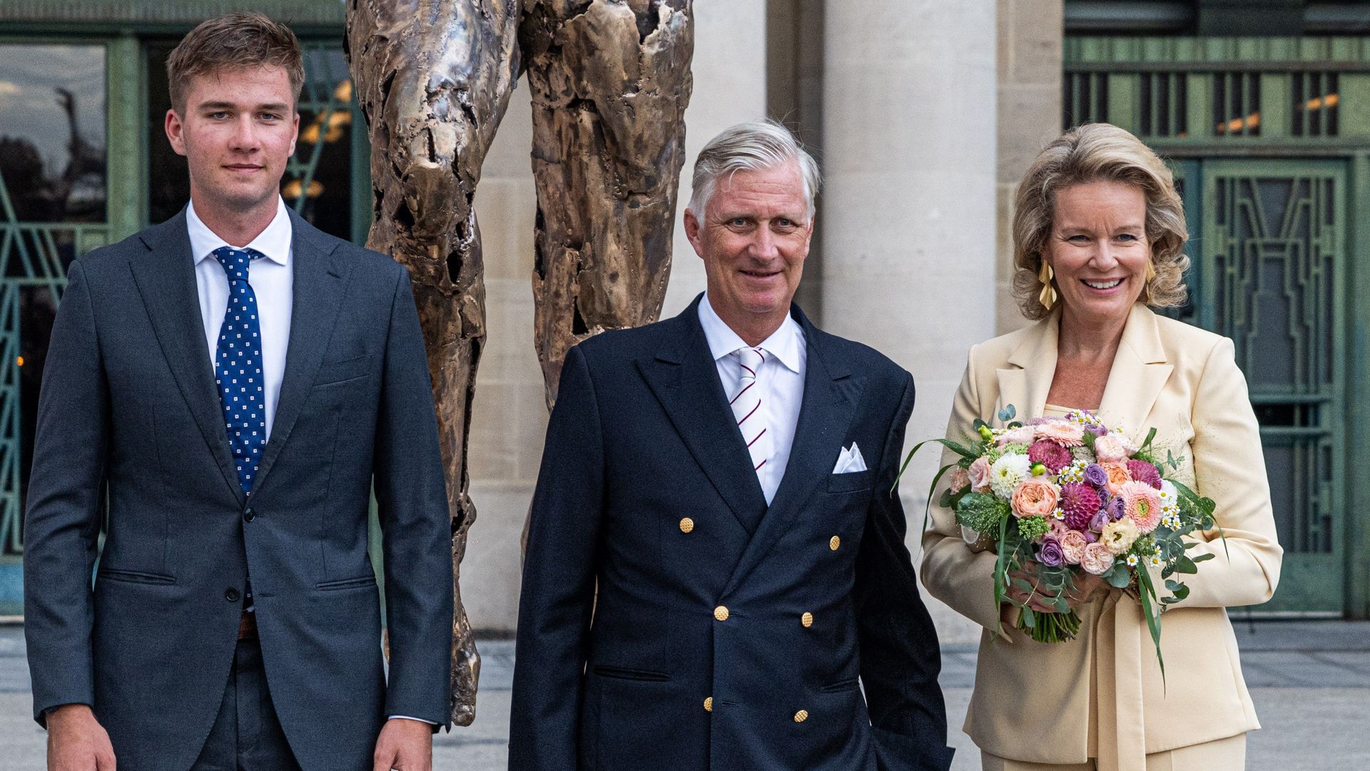 El príncipe Gabriel, el rey Felipe y la reina Matilde de Bélgica, durante la 50.ª edición del evento de atletismo Memorial Van Damme en Bruselas