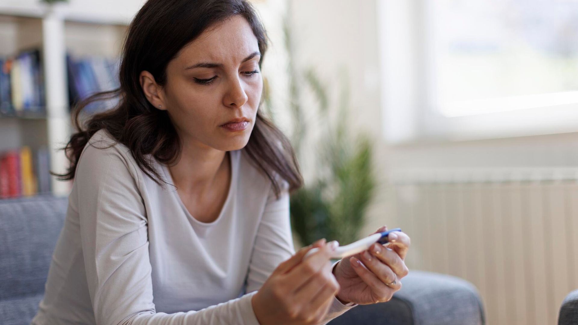 Cómo afrontar la ansiedad por saber si el tratamiento de fertilidad ha funcionado