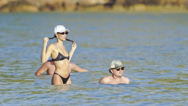 Vittoria Ceretti y Leonado DiCaprio