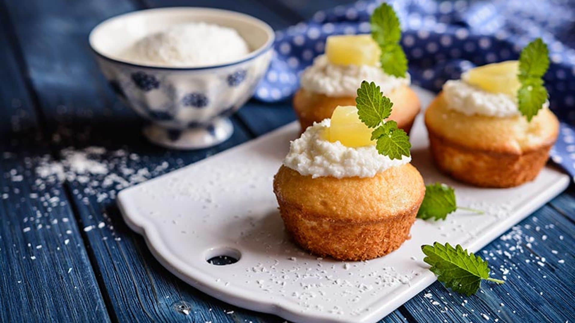 Muffins de piña y coco