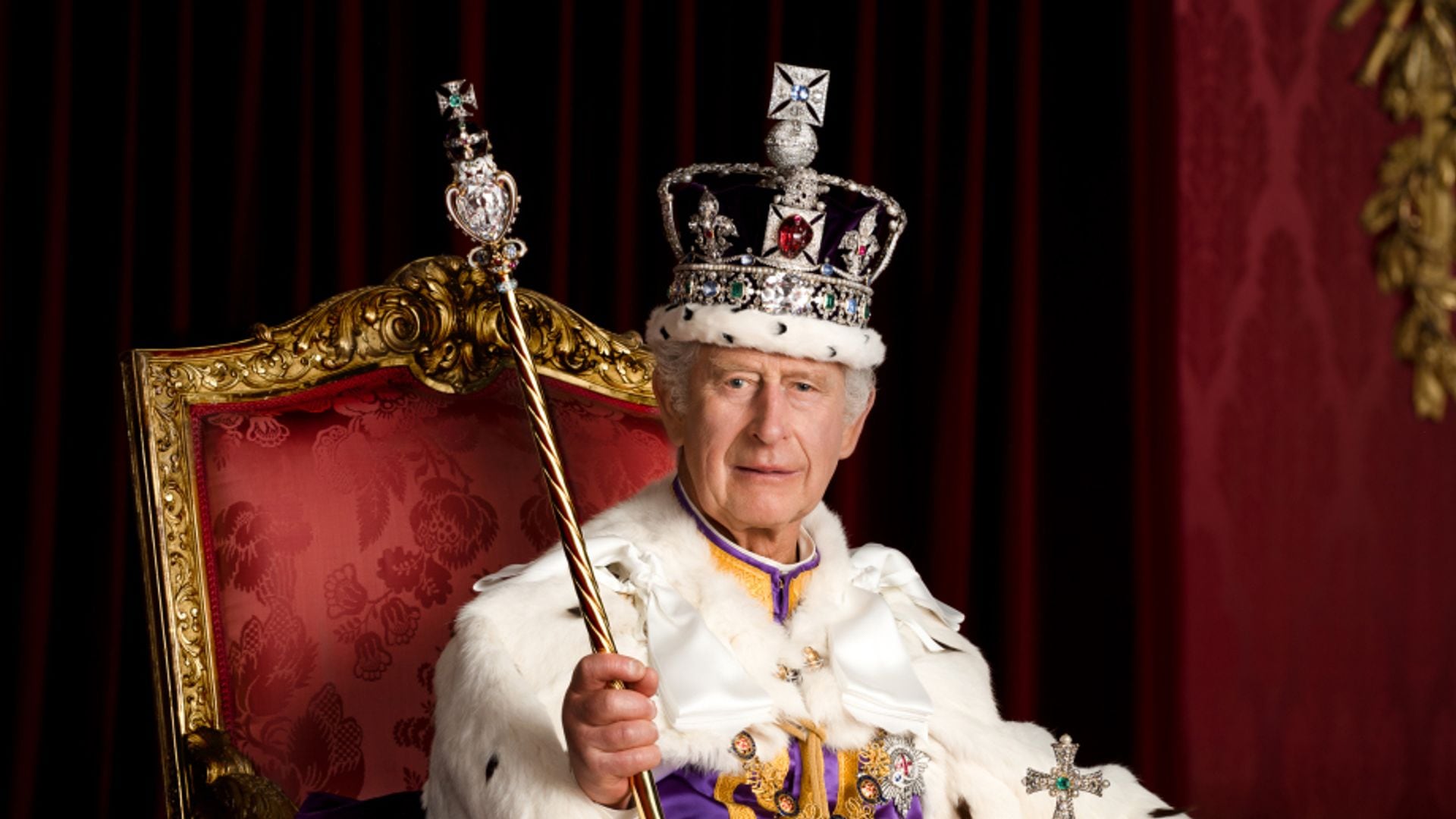Carlos III celebra su segundo aniversario como Rey mostrando las obras de arte nunca vistas