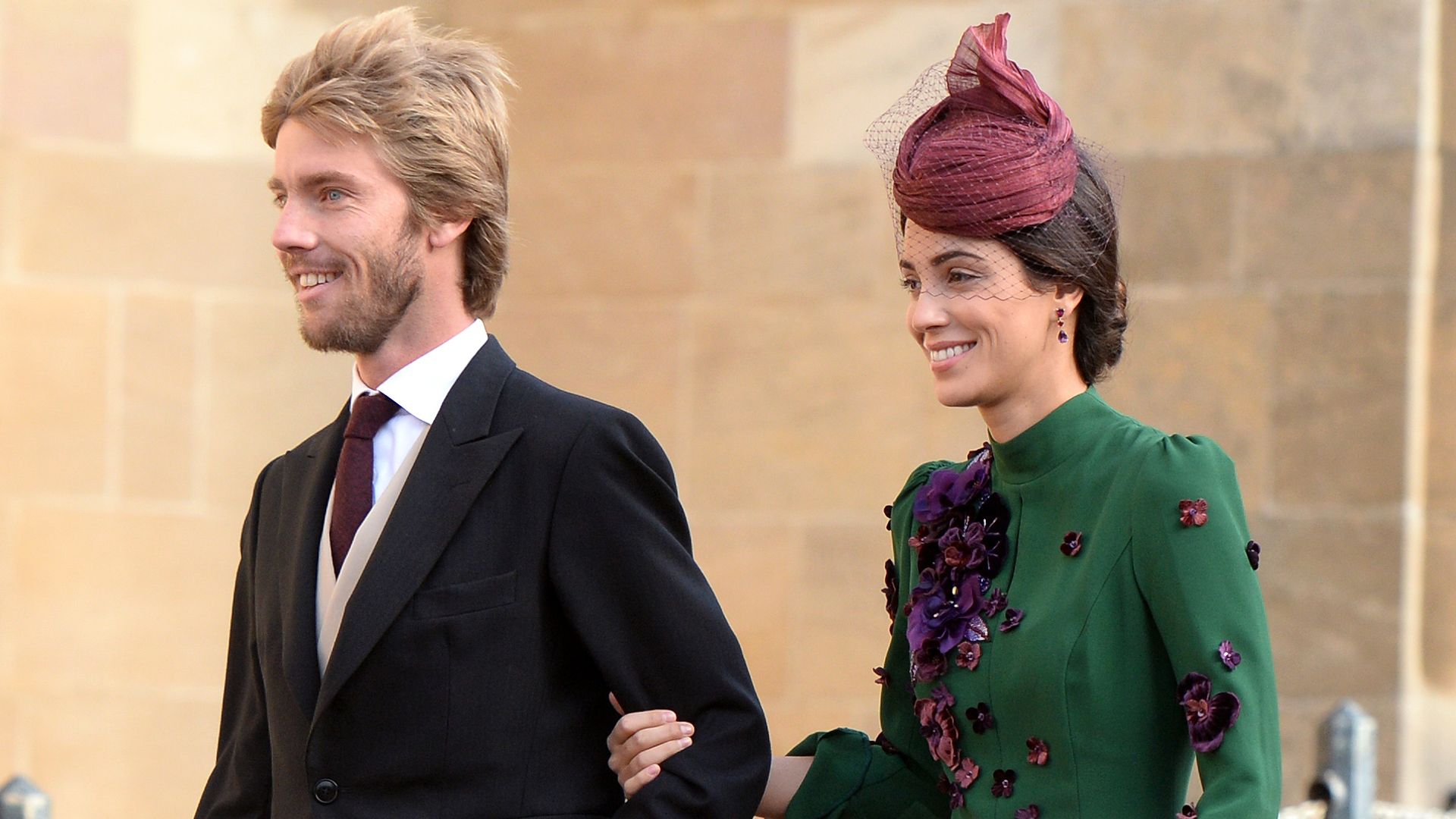 Tocados de invitada de las royals Sassa de Osma