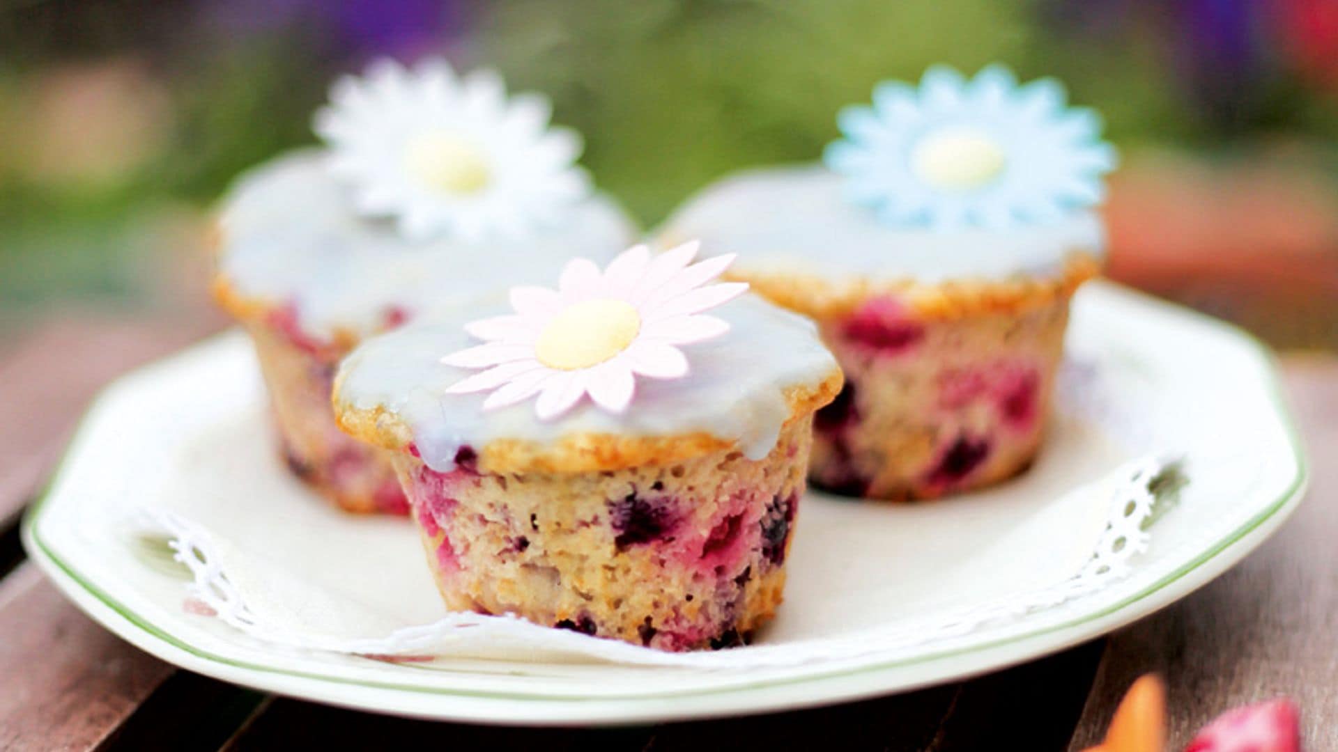'Muffins' de moras y arándanos