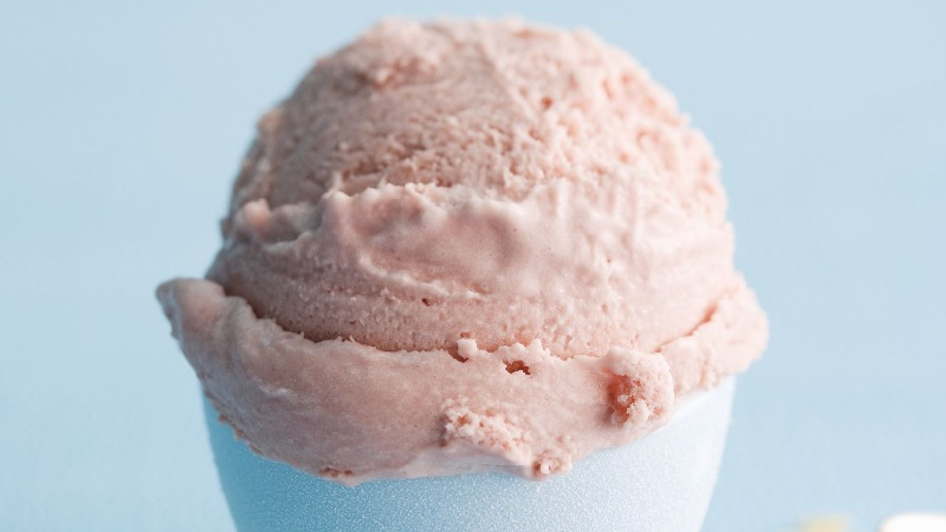 Helado de coco y frambuesa