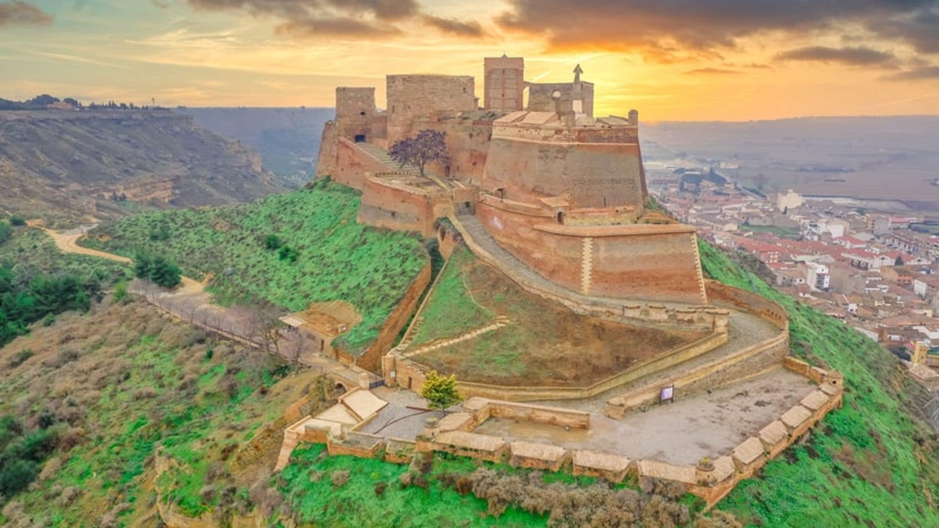 Castillos templarios y pueblos sorprendentes en una ruta por el corazón de Huesca