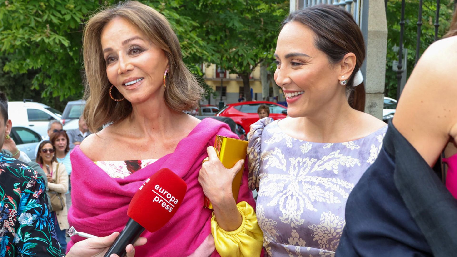 Isabel Preysler, Tamara Falcó y Ana Boyer asisten a la boda de una amiga íntima de la familia
