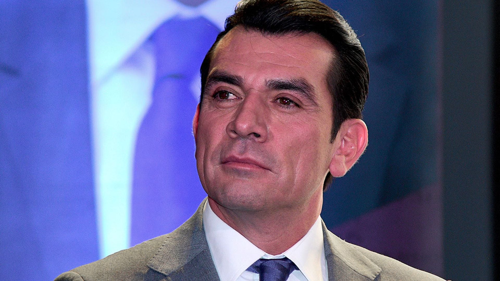 Jorge Salinas se confiesa más enamorado que nunca de Elizabeth Álvarez