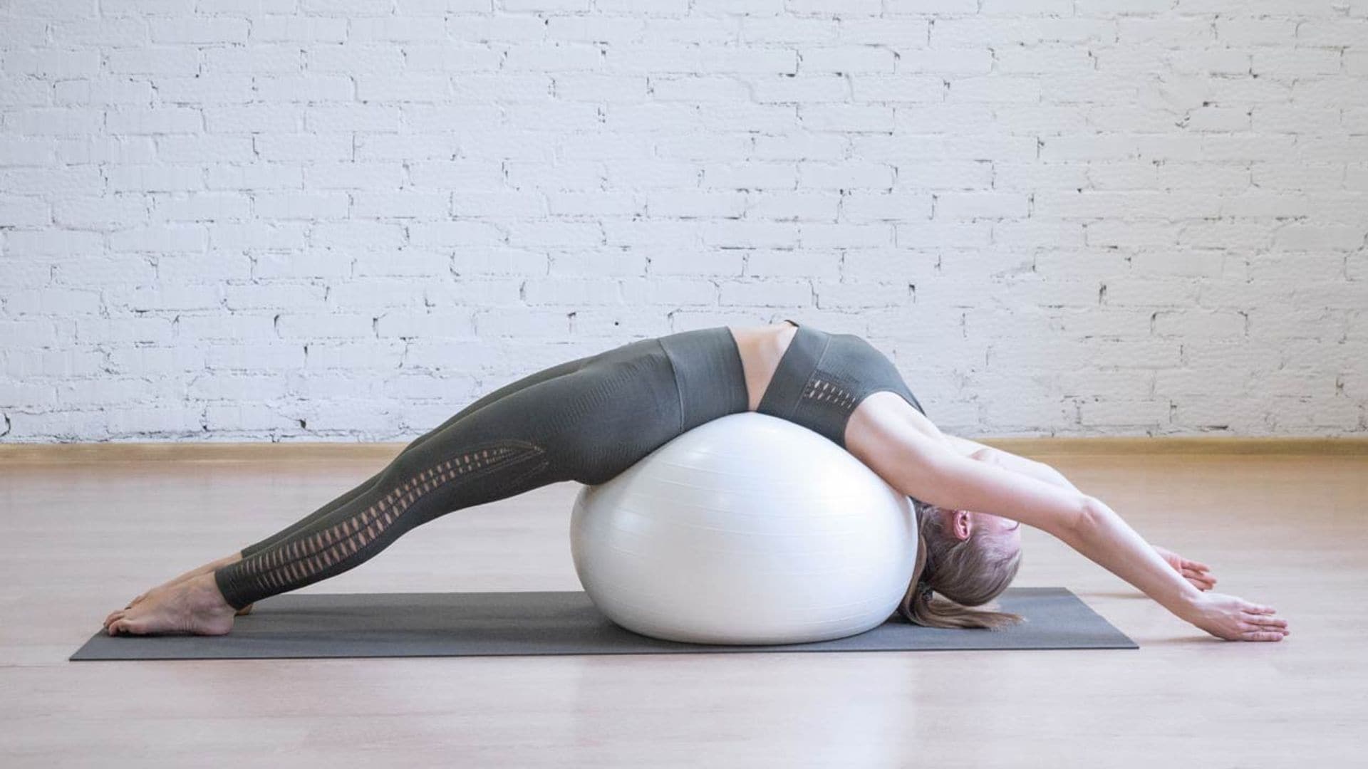 Los ejercicios de pilates que mejor protegen tu espalda