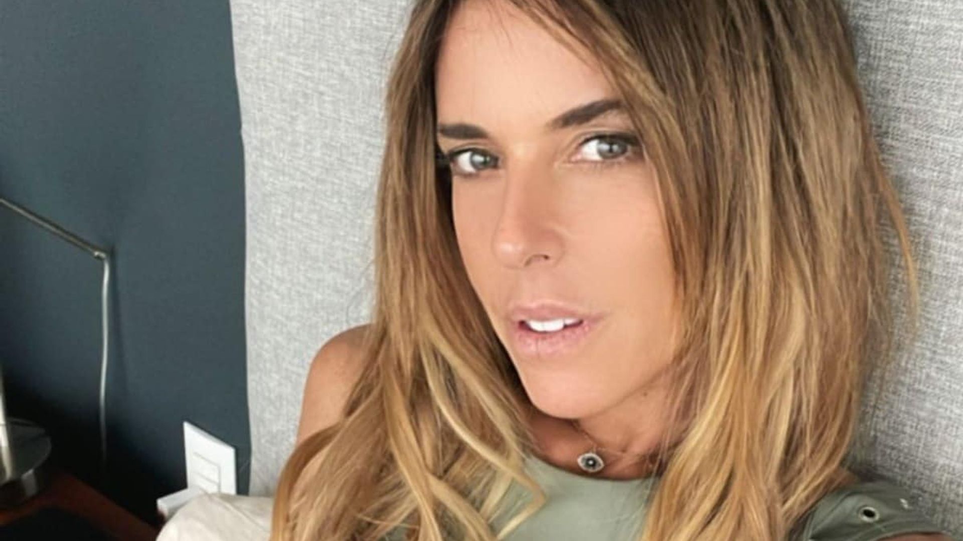 Maky confiesa que tuvo que borrar unas fotos de sus redes a petición de sus hijas
